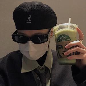 秋霞免费理论片在线观看午夜
